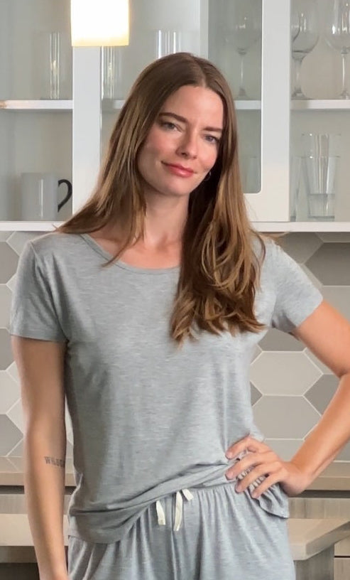 Conjunto Lounge Feminino de Bambu – Camiseta + Shorts